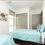 Sleeps 10 In Gaslamp Quarter Elegant 3 Bedroom Near Convention