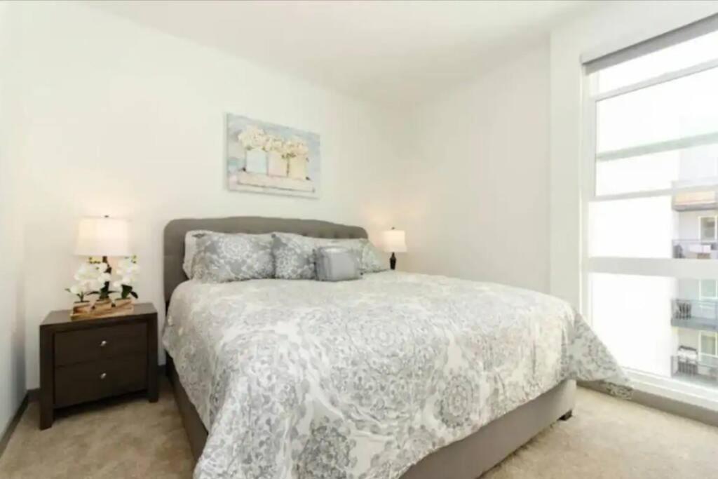 Sleeps 10 In Gaslamp Quarter Elegant 3 Bedroom Near Convention San Diego